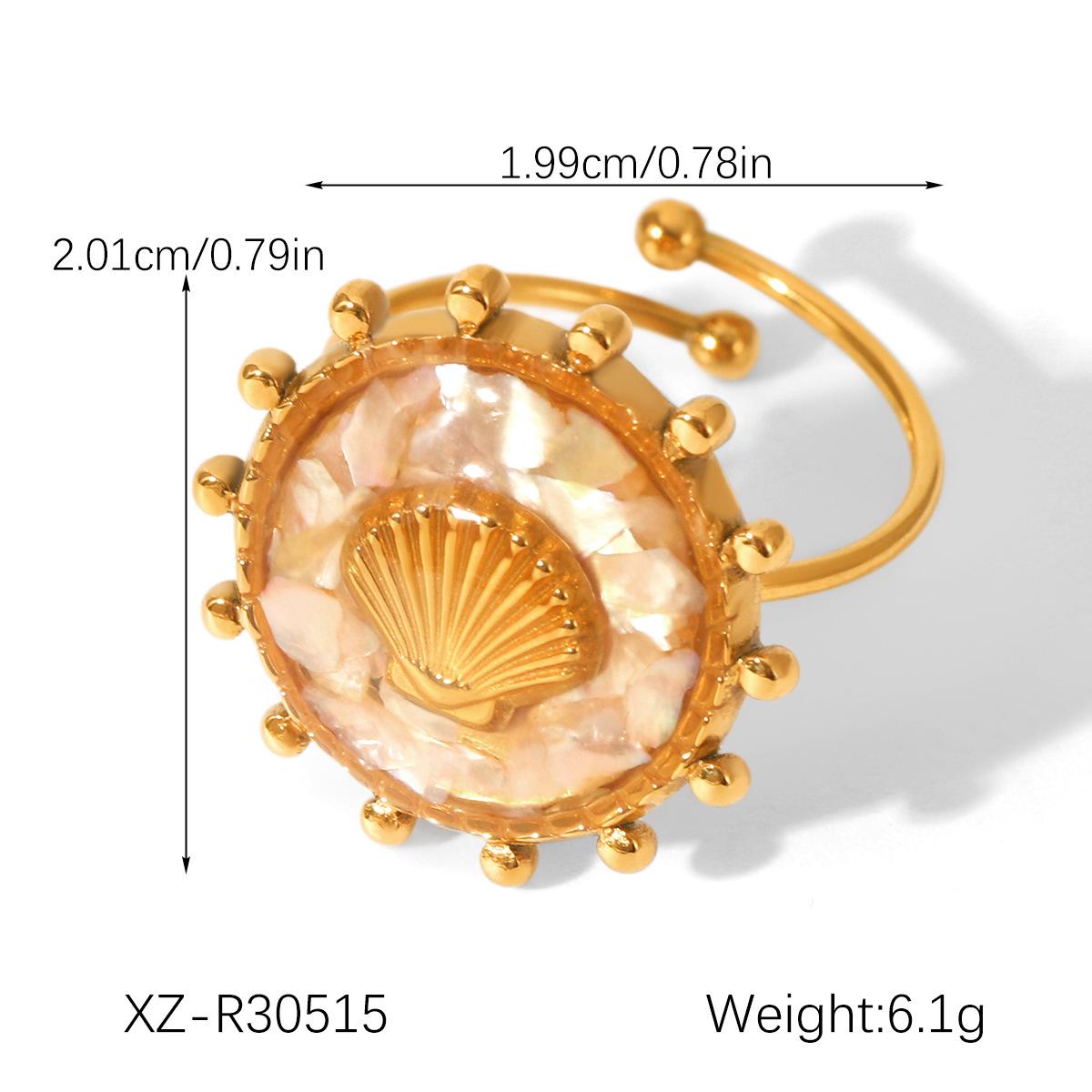 

European & American Ocean-Style Stainless Steel Necklace with Epoxy Seashell Pendant for Women.