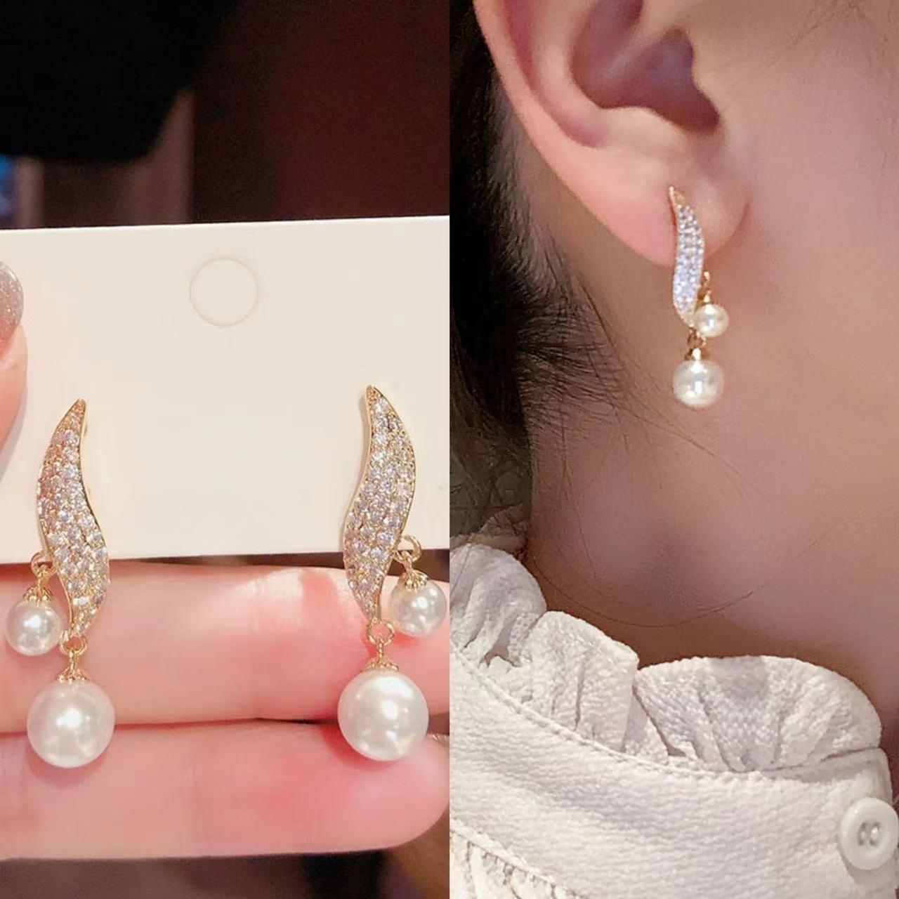 Boucles d'oreilles femme en perles rondes et clous en zircon