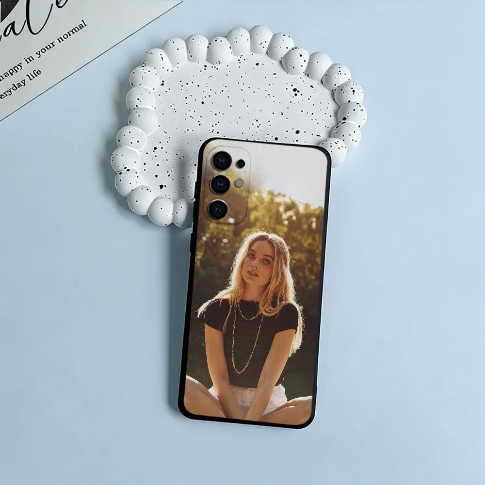 M-R-Margot -Robbie Phone Case For Samsung S25,S24,S21,S22,S23,S30,Ultra,S20,Plus,Fe,Lite,Black Soft Silicone