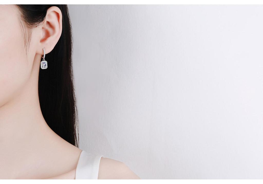 Emerald Cut Moissanite Stud Earrings In Platinum-Plated S925 Sterling Silver