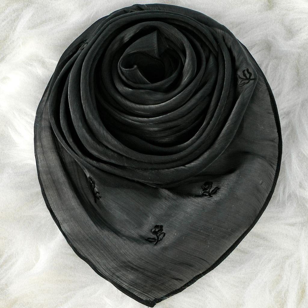 Fashion Embroidery Silk Crinkle Hijab Scarf Women Shimmer Shawls Plain Muslim Women Hijabs Islam Turban Pleated Scarf Ramadan