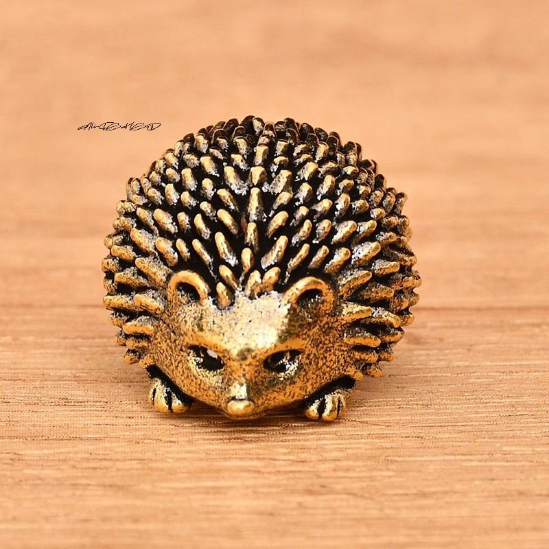 Antique Brass Hedgehog Ornaments Solid Animal Sculpture for Desk Tea Table Decor Home Accents Small Crafts