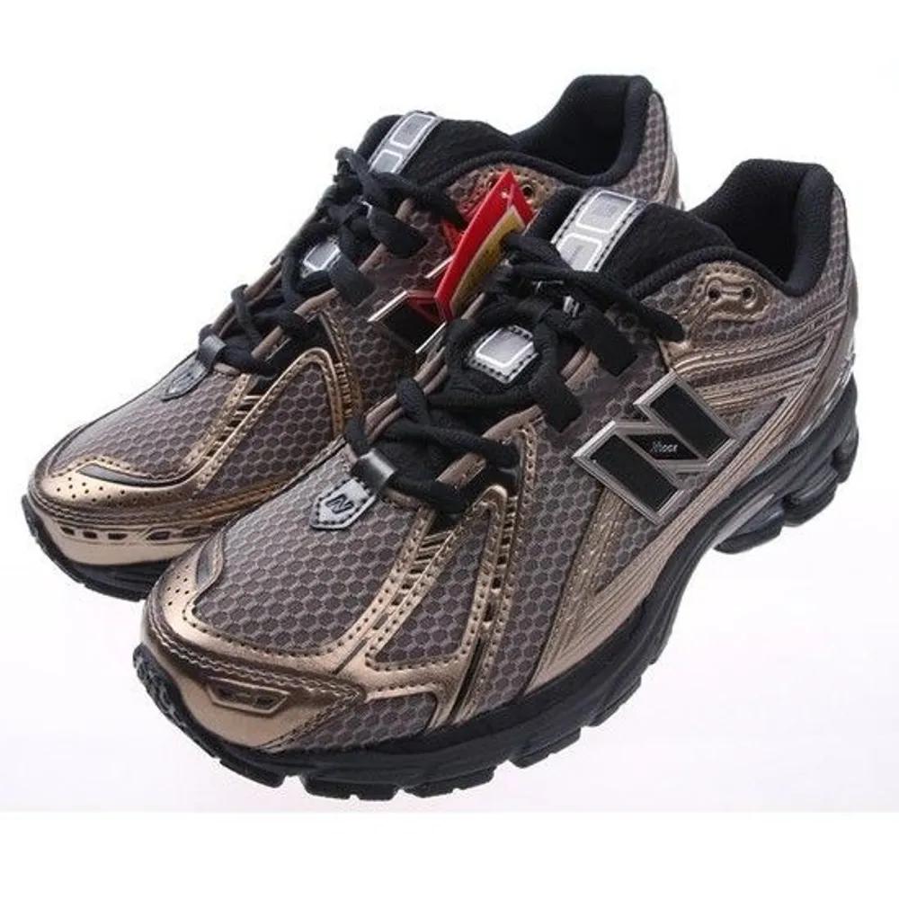New Balance U1906RCJ Metallic Running Shoes Sneakers 245