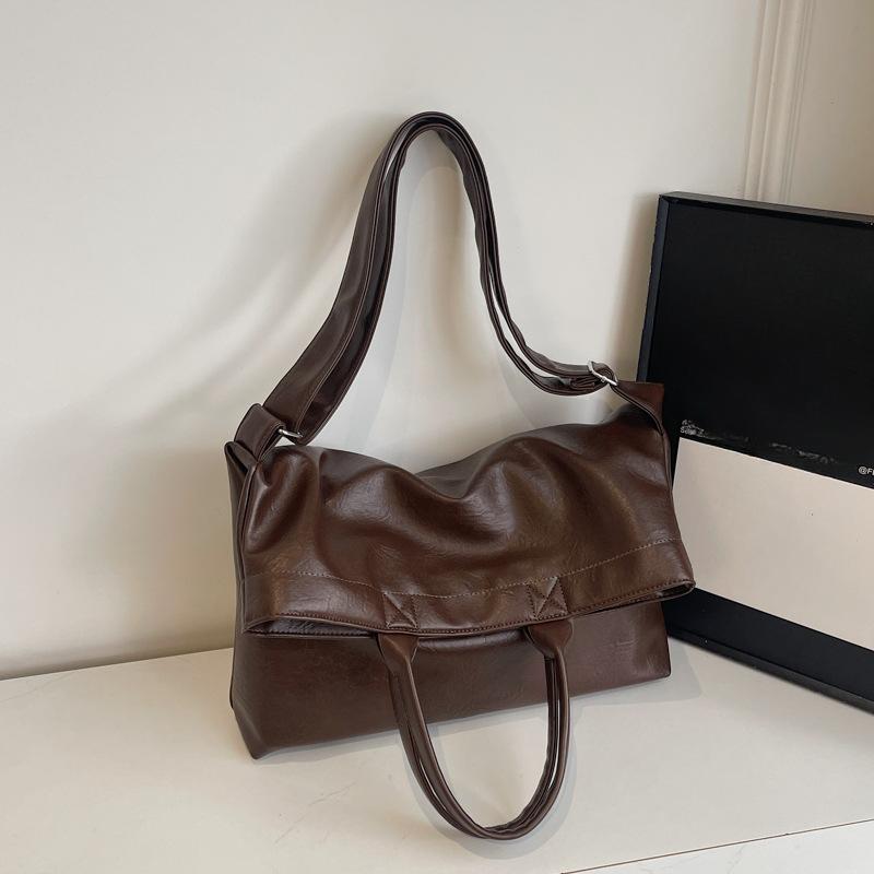 

Large-capacity Crossbody Bag Summer Single-shoulder Underarm Bag High Appearance Level Retro Commuter Tote Bag кавовий