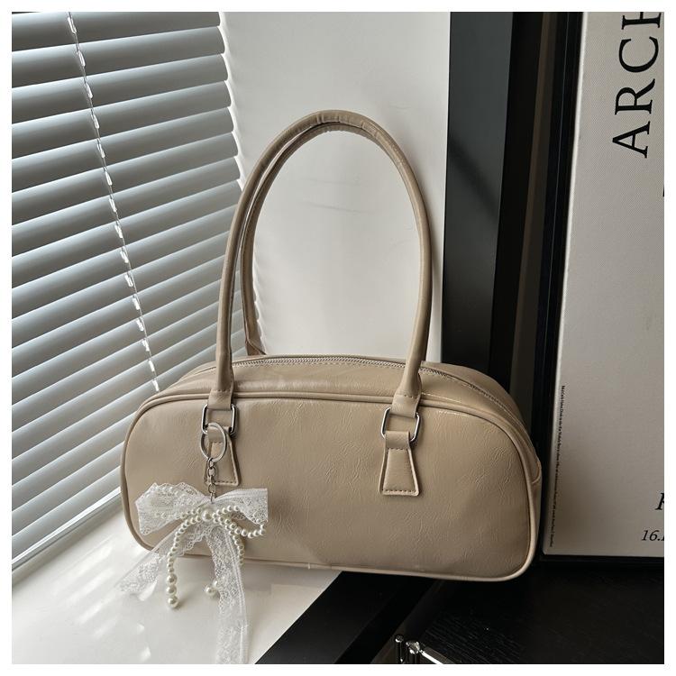 Korean Version Niche Retro Popular Portable Boston Bag Women 2025 New Fashion Versatile Simple Shoulder Armpit Bag