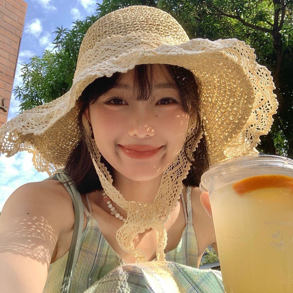 1PC French Straw Hat Women's 2025 Summer New Breathable Lace Straw Hat Lace-up Hollow Straw Hat