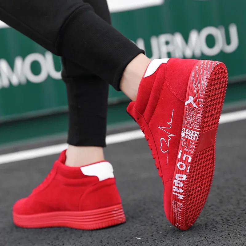 New Four Seasons Couple Plus Size 35-44 High Top Sneakers Fashionable Lightweight Comfortable Versatile Skateboarding Shoes