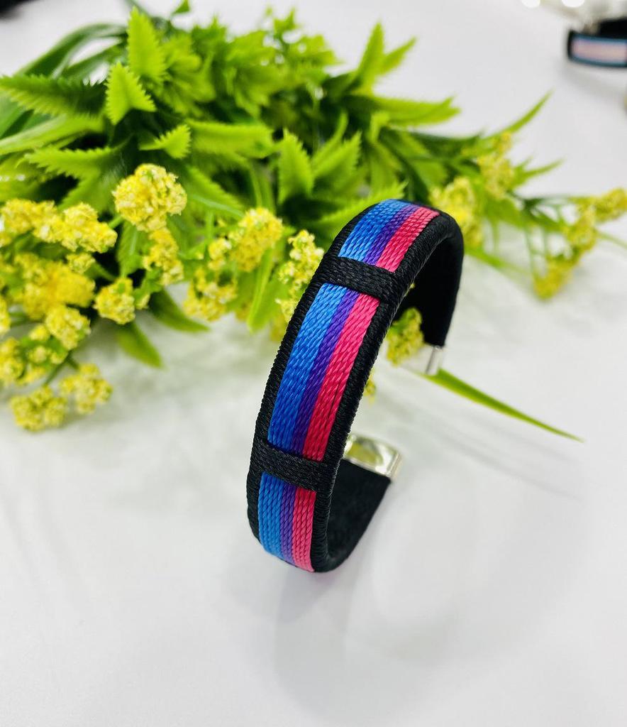 Rainbow LOVE Thread Bracelet - Friendship & Couple Gift