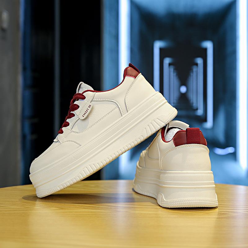 Muffin platform white shoes women's 2025 new fashion versatile comfortable lightweight round head lace-up casual sports shoes
