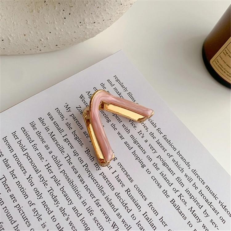V-shaped Hair Claws Fashionable Gold Color Metal Hair Clips Small Practical Ponytail Ornament Korean Popular Headwear