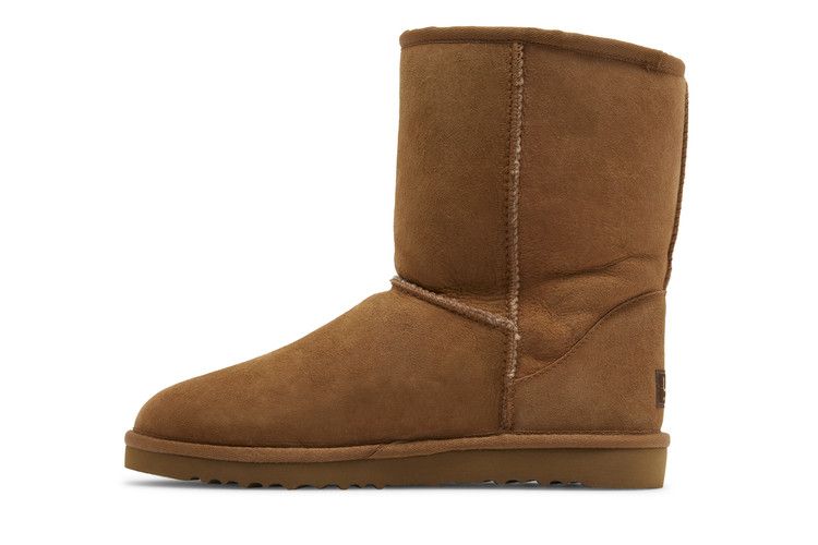UGG Classic Short 'Chestnut'