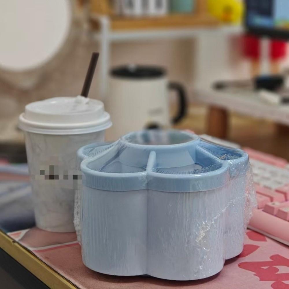 Large Capacity Rotating Storage Box Plastic Rotating Makeup Brush Cylinder  Desktop