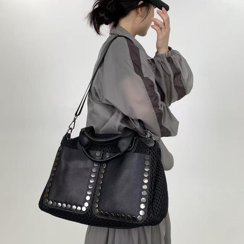Women'S Mesh Splicing Leather Handbag Large Capacity Retro Rivet Messenger Bag