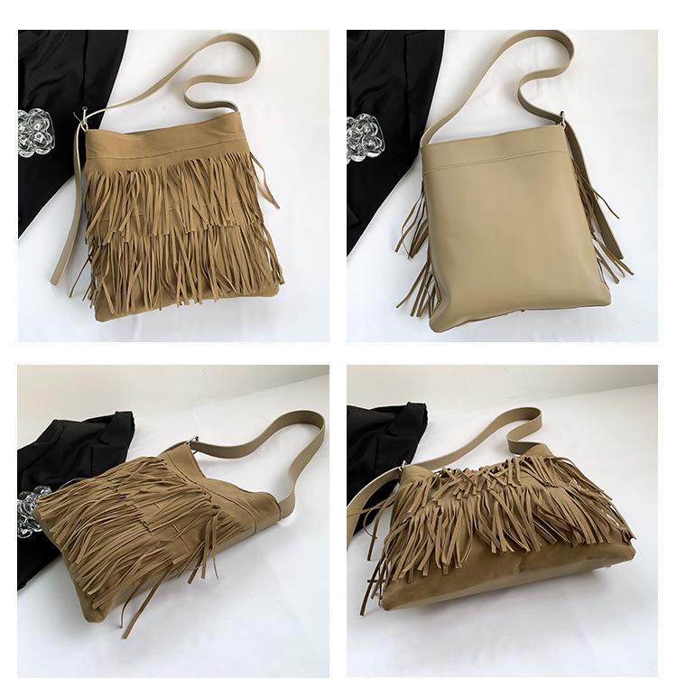 Women's Large Capacity Retro Tassel Shoulder Bag - Autumn 2023 Fashion