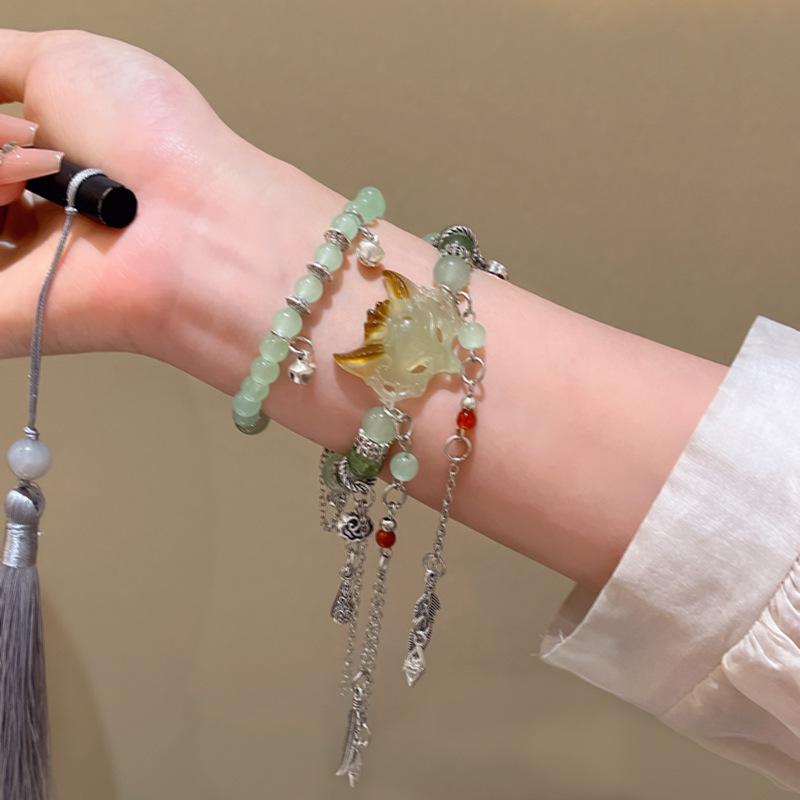 "Elegant Women's Pearl, Obsidian, and Crystal Bracelet - Chinese Ancient Style"