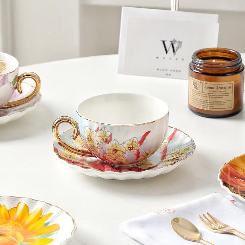 WOOCH Exquisite Romantic Cup and Saucer Gift Set