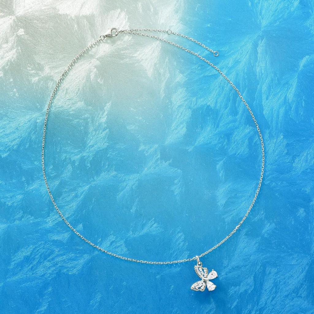 Lively Butterfly Clavicle Chain: 925 Sterling Silver Diamond Openwork Necklace for Women