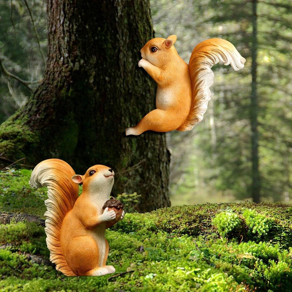 Voyyphixa Squirrel Tree Hugger Garden Statue Animal Garden Sculptures Climbing Squirrel Outdoor Yard Statues Tree Hanging Patio Lawn Yard Ornament