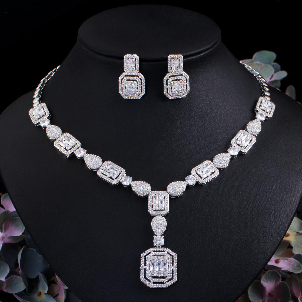 Bridal Wedding Necklace, Earrings, Rings, Bracelets, Zircon Set, Wedding Dress Accessories, Square Zircon Four-Piece Set.