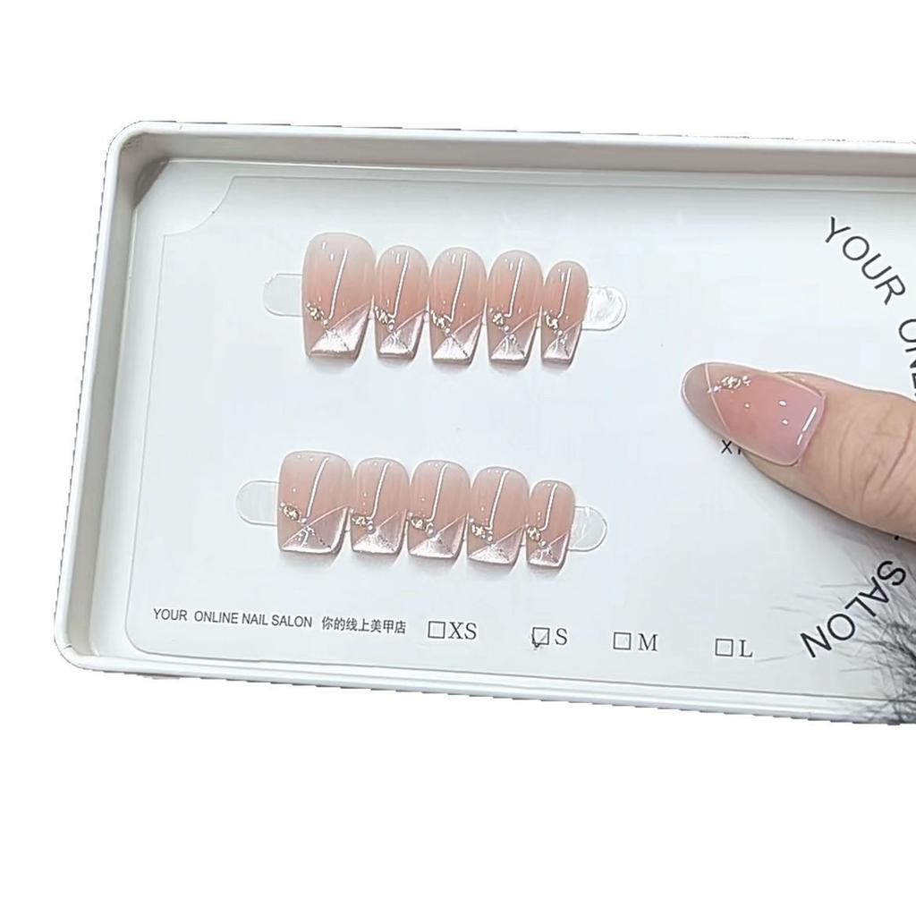 Hand-wearing Armor for The First Time I Met Blush Cat Eyes Simple Pure Temperament Whitening Nail Patch