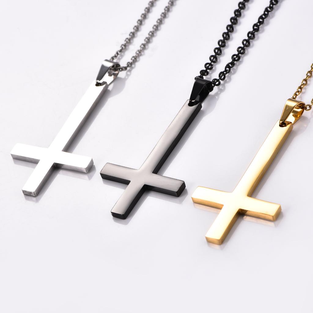 Silber/Schwarz Farbe 1 Stück Edelstahl Umgedrehtes Kreuz Halskette für Männer Invertiertes Kreuz Anhänger mit Kette Modeschmuck