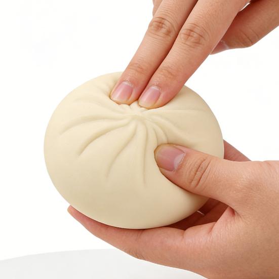 Steamed Bun Squeeze Toy Large Stress Relief Toy Slow Rebound Memory Foam Realistic Bun Shape Cute Desk Toy with Detachable Mini Steamer