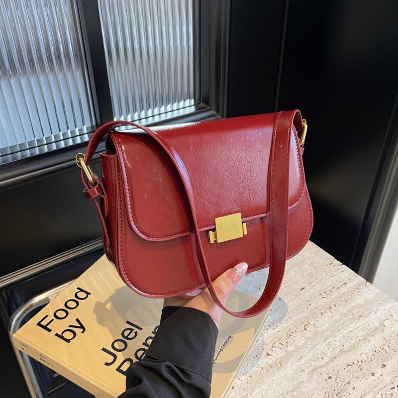 Small square bag women's 2025 autumn new fashion versatile high-end single shoulder underarm bag casual messenger bag