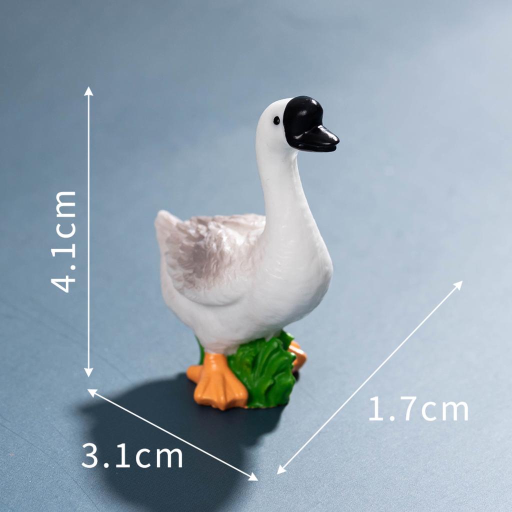 Miniature Garden Figurine Small Animal Decoration DIY Craft Accessory Desktop Ornament for Terrariums and Car Interior Decoration
