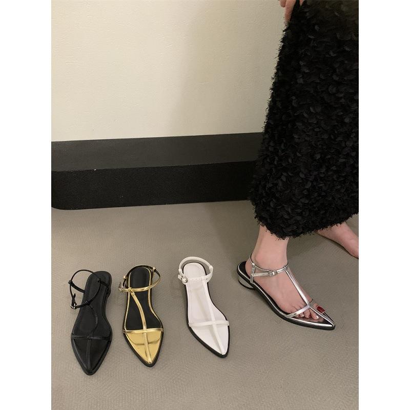 Show white! Personality pointed cross cross thin strap ankle buckle cylinder word with small thick heel Roman sandals women