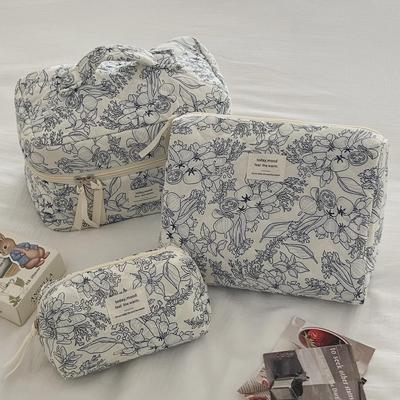 Jungle Series Large-Capacity Toiletry Bag - Portable Travel Cosmetic Organizer