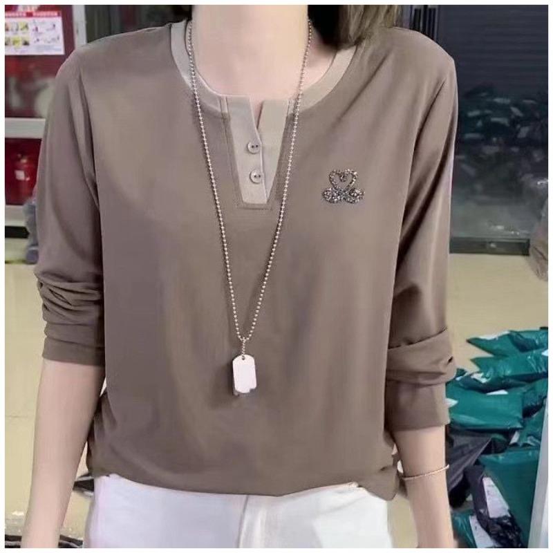 Spring and Autumn V-neck Long Sleeved T-shirt Casual Women's Top