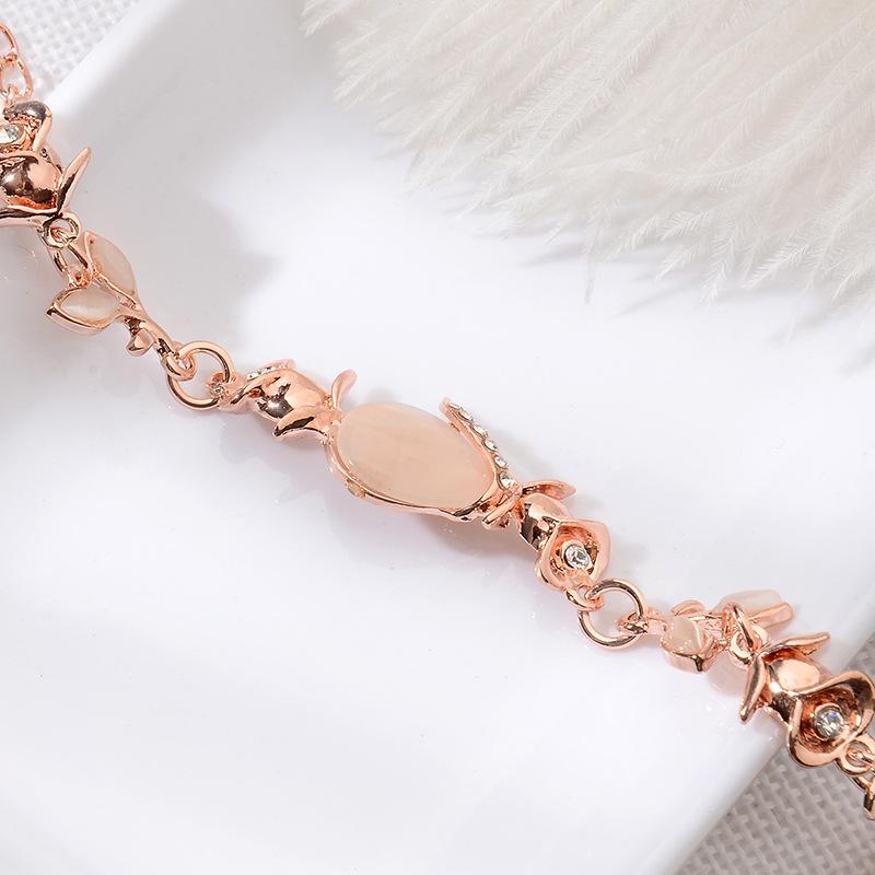 Fashion Trend Dazzling Leaves Bracelet Rose Gold Bracelet Personality Female Accessories KTJ