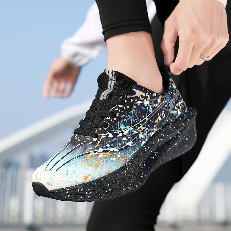 Outdoor Running Shoes Men Lightweight Anti-slip Wear-resistant Casual Shoes Men Comfortable Lace-up Sports Breathable Shoes Men
