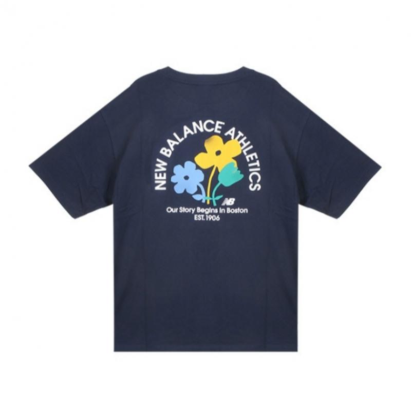 New Balance EssenTial Flower T shirT Lqj Nbnefco233 59