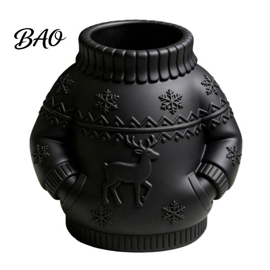 Desktop Ornament for Dressing Table 3D Printed Sweater Pen Holder, Creative Desk Organizer with Elk Snowflake Relief Home Unique Holiday Gift