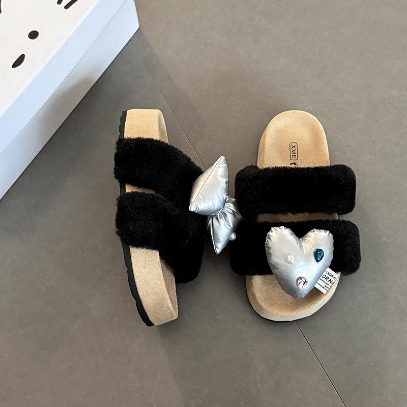 

Мягкие плюшевые универсальные ретро-бантики 2025 осень новые пушистые туфли женские шлепанцы на одной подошве хлопковые тапочки 35