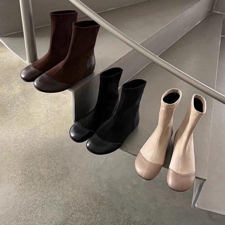 Flat-bottomed commuter sleeve splicing thin suede short boots women show thin boots round head Martin simple autumn and winter temperament