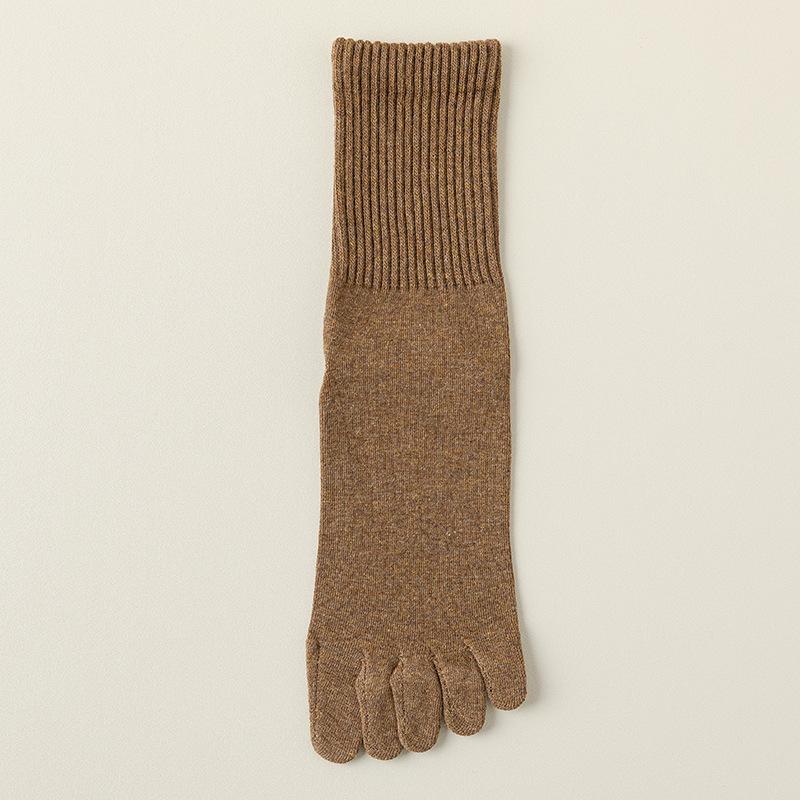 

Пятипалые носки для мужчин, осенне-зимние носки до середины голени из чистого хлопка с защитой от запаха для мужчин, антибактериальные бесшовные носки с раздельным пальцем для мужчин 1 pair темный кофе