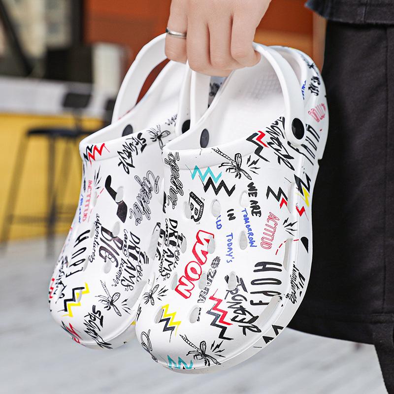 

Sandals men s outer wear summer new men s casual shoes non-slip beach shoes men s trendy soft-soled sandals men s 40 белый