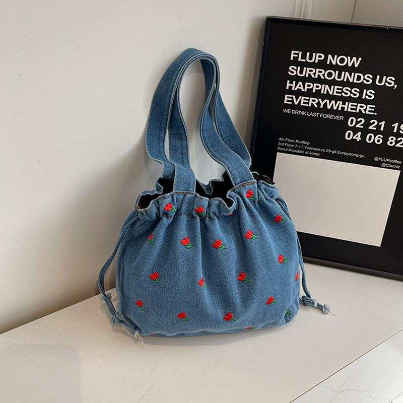 

Casual Floral Bucket Bag Trendy Large Capacity Shoulder Bag Tote Bag Denim Handbag Ladies Portable Shopping Bags светло-синий