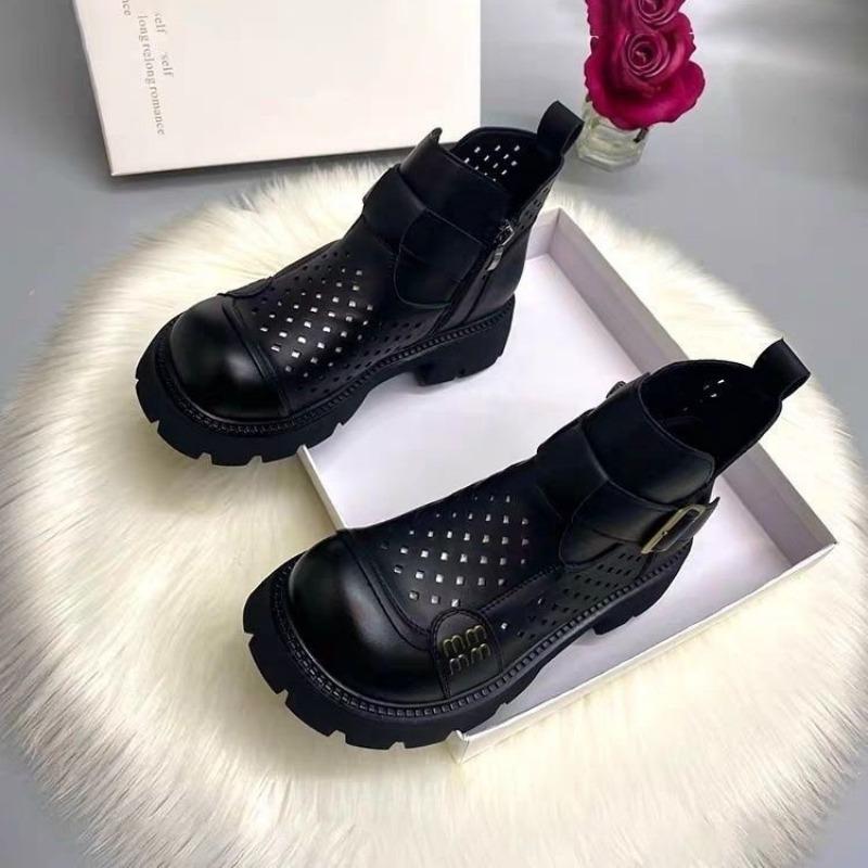 Dziurawe Fajne Buty Damskie Wiosna i Lato Nowe Codzienne Krótkie Buty Gruba Podeszwa Martin Fajne Buty