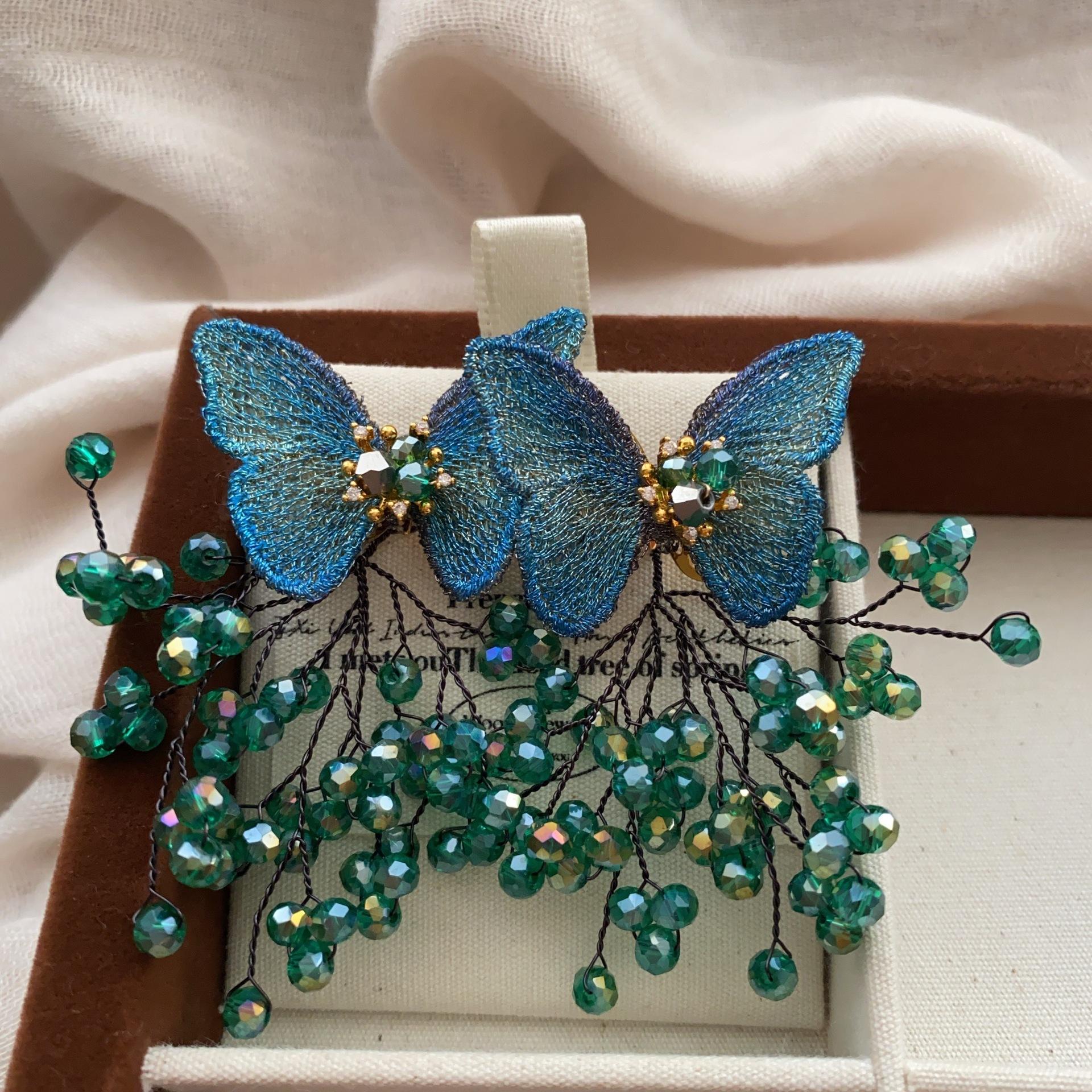 Butterfly crystal fringed stud earrings handmade crochet fresh and sweet fashion stud earrings women s light luxury exquisite removable