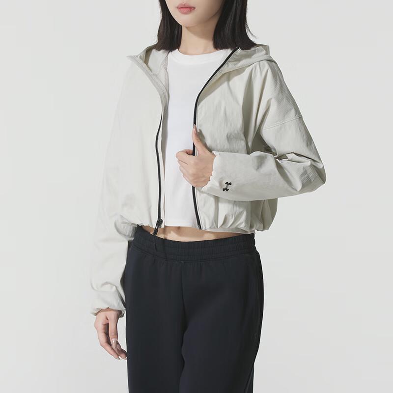 

Женская тканая куртка с капюшоном Under Armour Female M