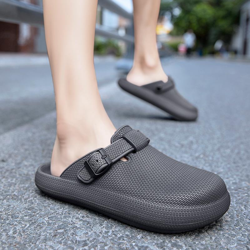 

Classic Men Garden Shoes Casual Waterproof Beach Slippers Men Clogs Summer EVA Flat Sandals Vacation Pool Men Shoes 40-41 серый
