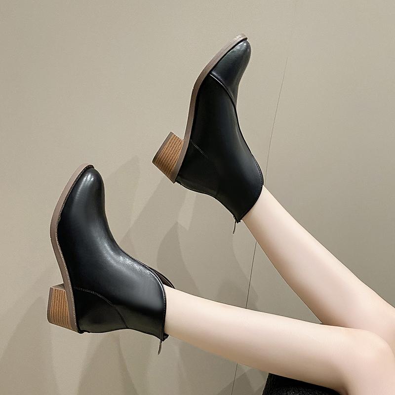 

Модные кожаные ботинки челси на толстом каблуке в стиле ретро для детей, новые короткие ботинки на осень и зиму 35