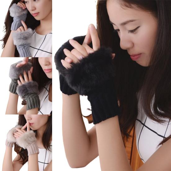 1 Pair Women Gloves Solid Color Fuzzy Plush Warm Winter Mittens for Daily Wear