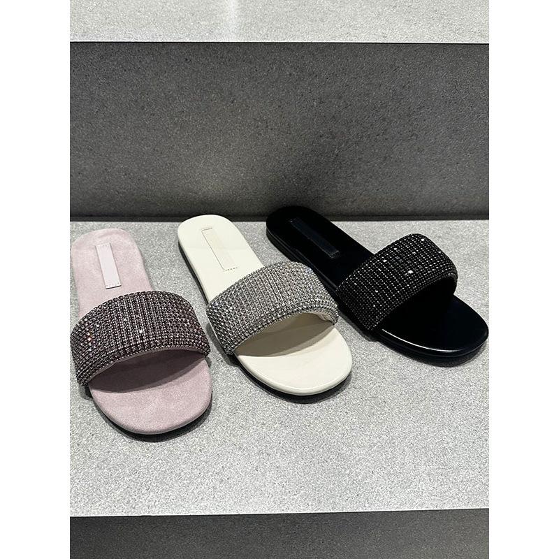 Xiao C has the same high-end purple rhinestone cool slippers for women's summer wear 2025 new versatile French flat slippers