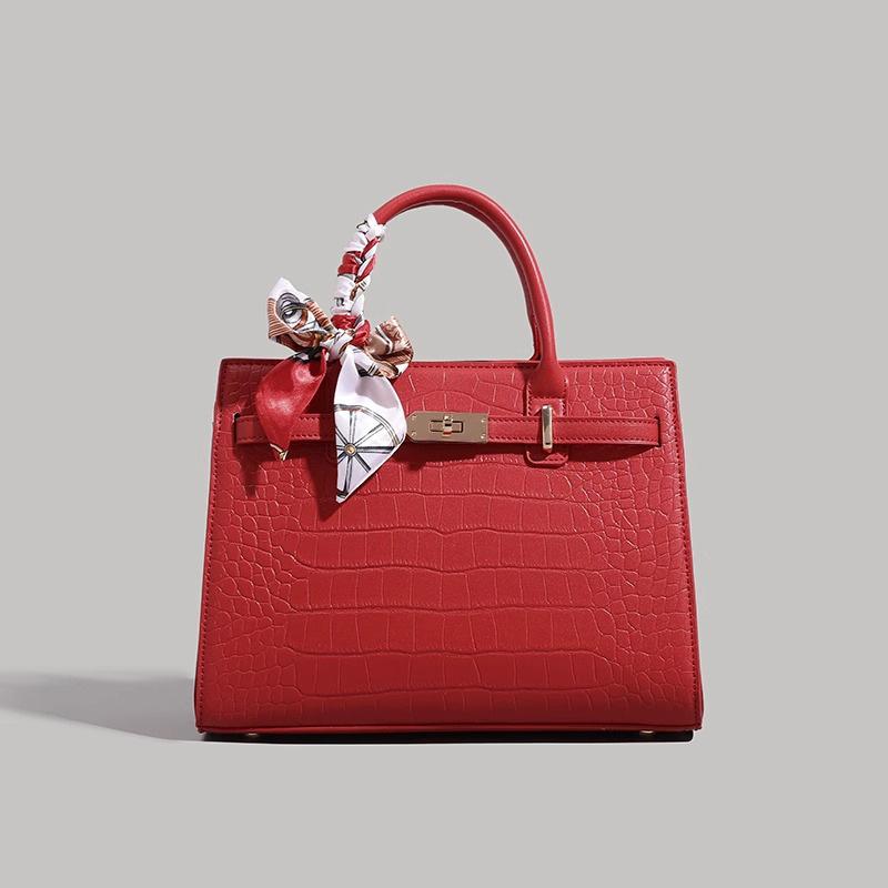 

Mother s Day gift high-end crocodile pattern portable tote bag women s new fashion versatile gift bag червоний