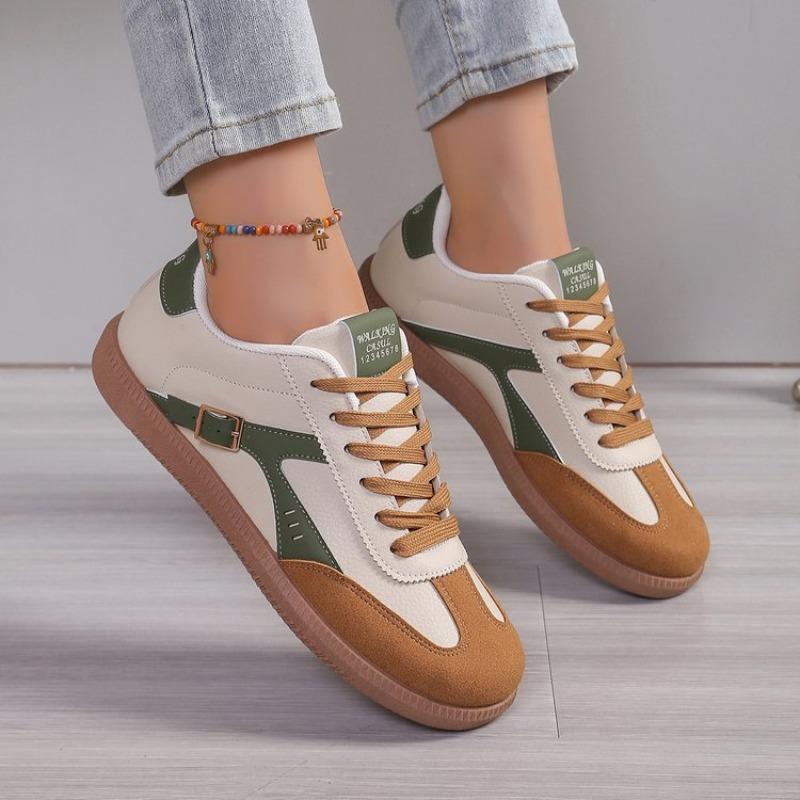 Large Size Women's Spring and Autumn New Casual Sports Shoes Flat-soled Lace-up White Shoes