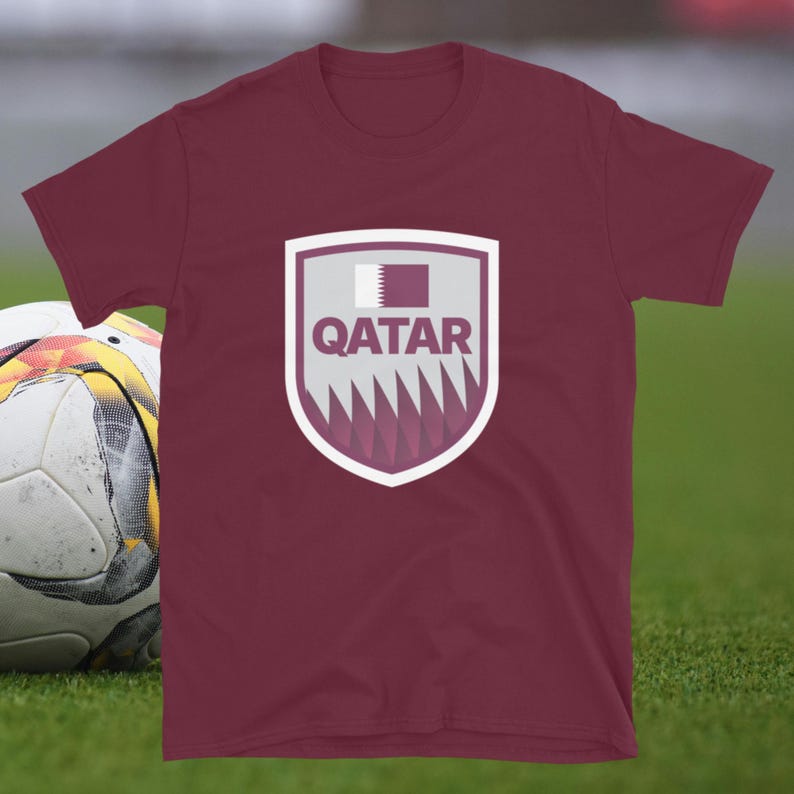 Qatar T-Shirt L
